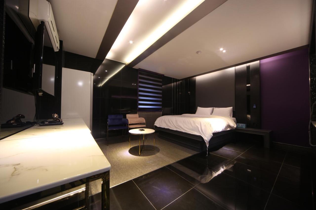 Hotel Yeogiatte Daegu Station Kültér fotó