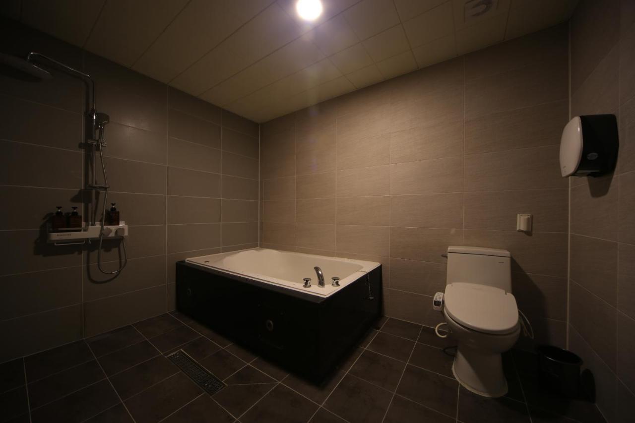 Hotel Yeogiatte Daegu Station Kültér fotó