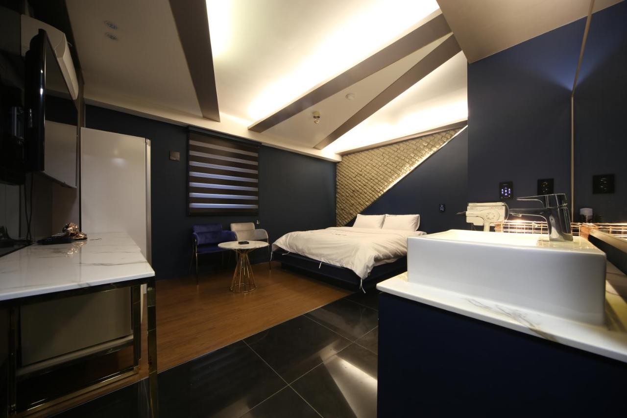 Hotel Yeogiatte Daegu Station Kültér fotó